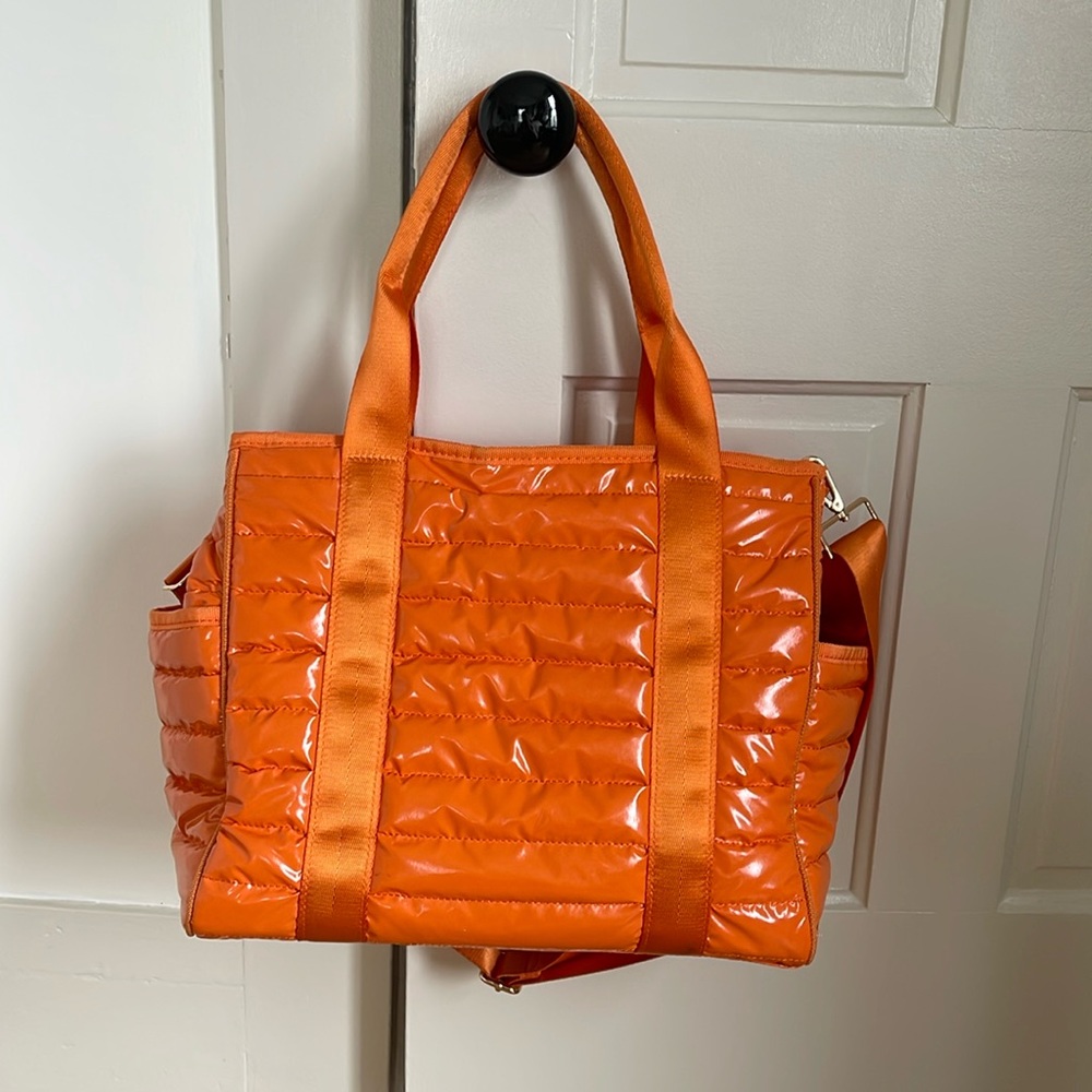 Puffy quilted tote bag